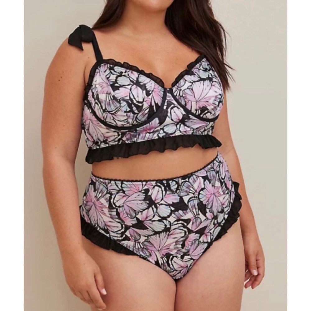 🆕 Satin Ruffle High Rise Thong Panty Set 2 2X 18 20 NWT Torrid New!